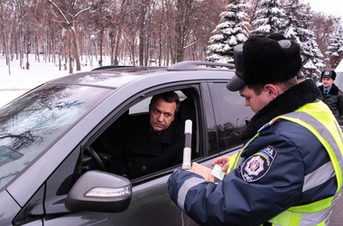 17 грудня 2012, 16:19 Переглядів:   Штрафи за водіння в нетверезому стані можуть вирости